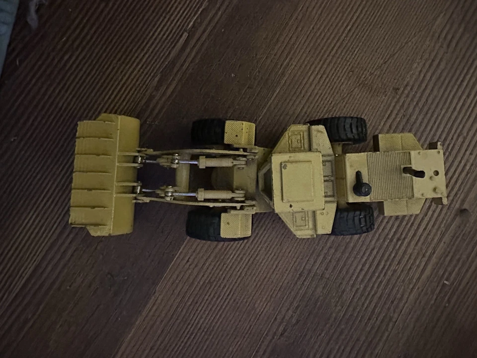 1/16. Cat 988B Wheel Loader - Image 2 of 3