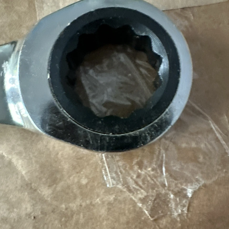 Husky 1” 12 Ratcheting Combination Wrench Tool USED Chrome - Image 3 of 4