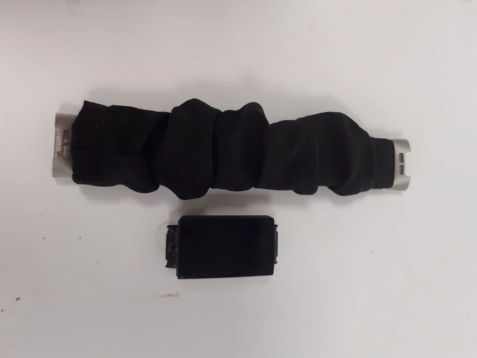 Fitbit Charge 4 FB417 Activity Tracker with Chargers & Strap Collectible Health  - Image 3 of 4