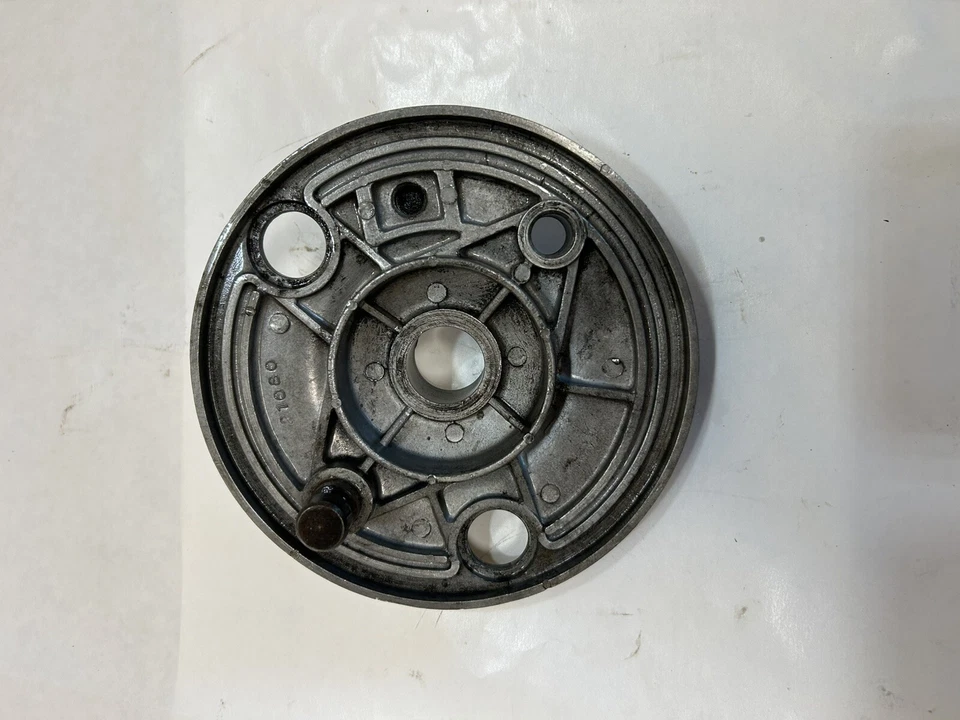 Harley-Davidson SS175 SS250 1976 placa de tambor de freno trasero OEM cubierta de freno trasero Foto 2 de 3