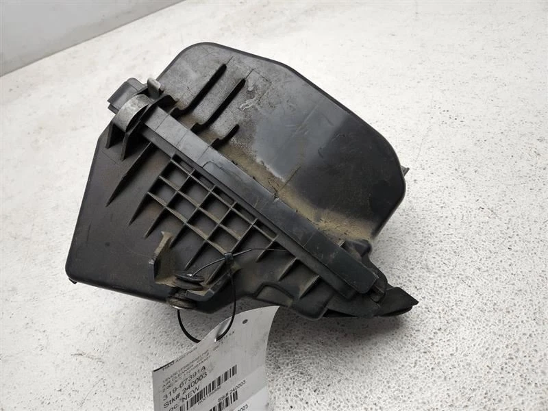 2013 2014 2015 Acura ILX Air Cleaner 2.0L OEM 17210R1AA01 - Image 2 of 4