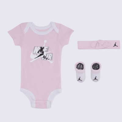 Jordan Baby Set Pink 0-6M Body Stirnband Patucos Limited Edition Geschenk