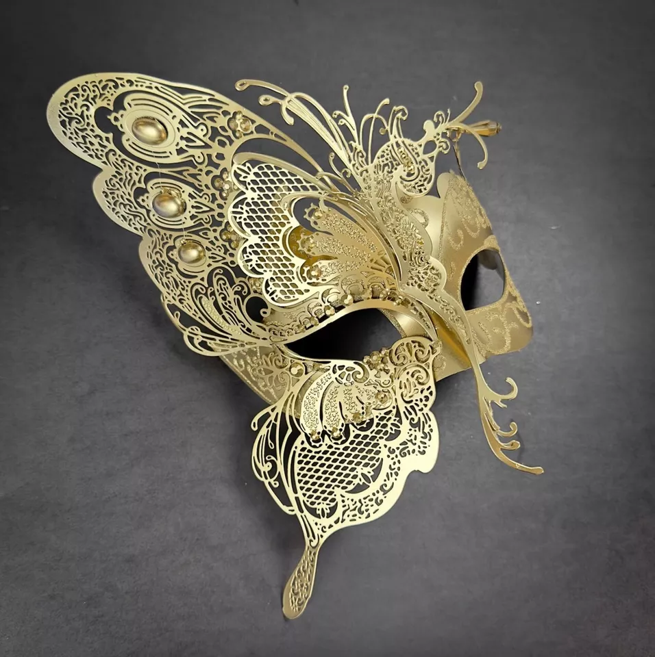 Women's Butterfly Glamorous Extravagant Luxurious Wedding Masquerade Mask [Gold] - Image 4 of 4