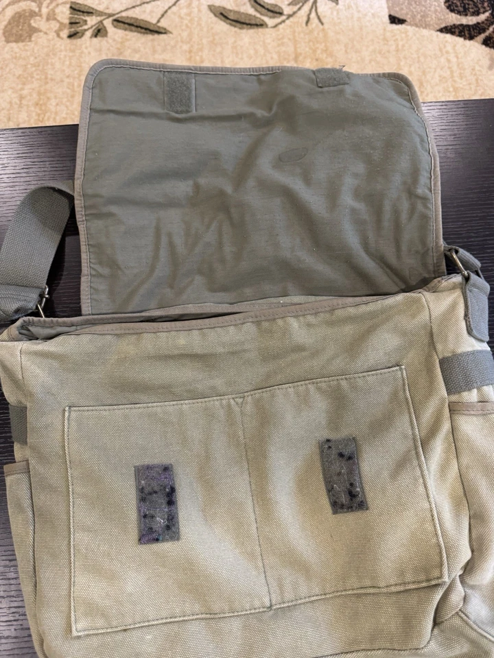 Bandolera American Rag Beige Lona Marrón Borde Cremallera Noticias postales Bolso de Algodón Retro Foto 4 de 4