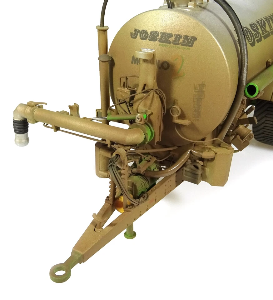 Universal Hobbies 1:32 Joskin Modulo 2 11000 ME Slurry Tanker Diecast UH4977 - Image 2 of 4