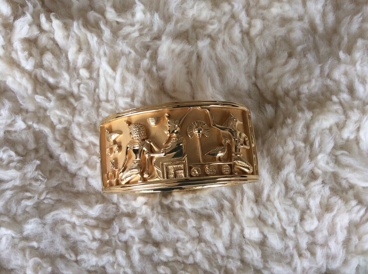 Elizabeth Taylor For Avon Egyptian Clamper Bracelet 22k Gold Plate