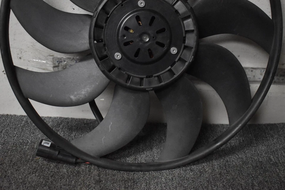 VENTILADOR DE REFRIGERACIÓN RADIADOR PORSCHE PANAMERA 2010-2016 FÁBRICA OEM Foto 3 de 4
