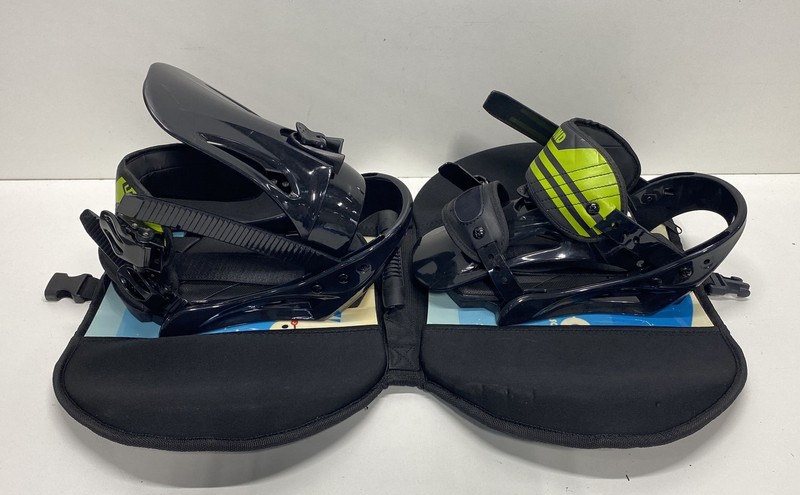Eround Snowboard Bindings Pair Black & Lime Green With Soft Carrying Case