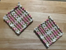 Handmade 2 Beautiful Cotton Woven Potholders Carnation Peony Leaf Winter White