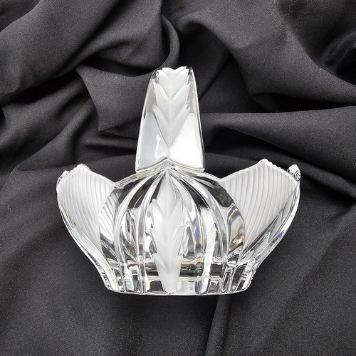 Vintage Lead Crystal Bride's Basket Candy Dish Cut Glass Etched Handle W.Germany - Picture 12 of 22
