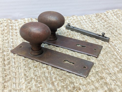 Antique Cast Brass Oval Door Knobs and Cast Brass Door Plates Set - Picture 2 of 8
