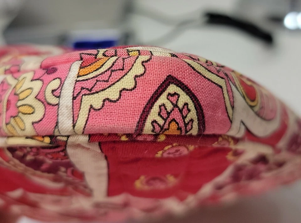 VERA BRADLEY TABLET CASE IN ROSY POSIES SPRING 2012 - Image 4 of 4