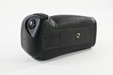 Genuine OEM Nikon MB-D10 Multi-Power Battery Pack Vertical Grip G939