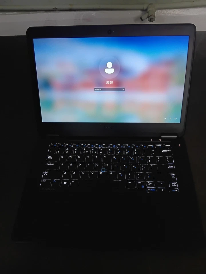 Dell Latitude E7450 · i5-5300U · 8GB · 128GB, photo 2 of 5