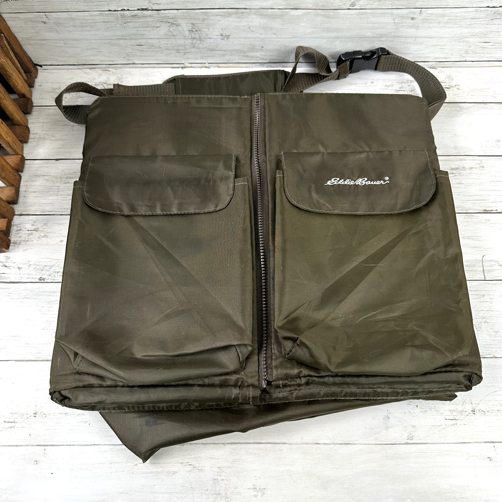 Eddie Bauer Infant Portable Travel Bed Bassinet Changing Station Foldable brown