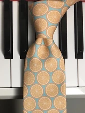FERRELL REED / Fresh Orange Squeezed Fashion Slim Luxury Italian Silk Tie  (New)