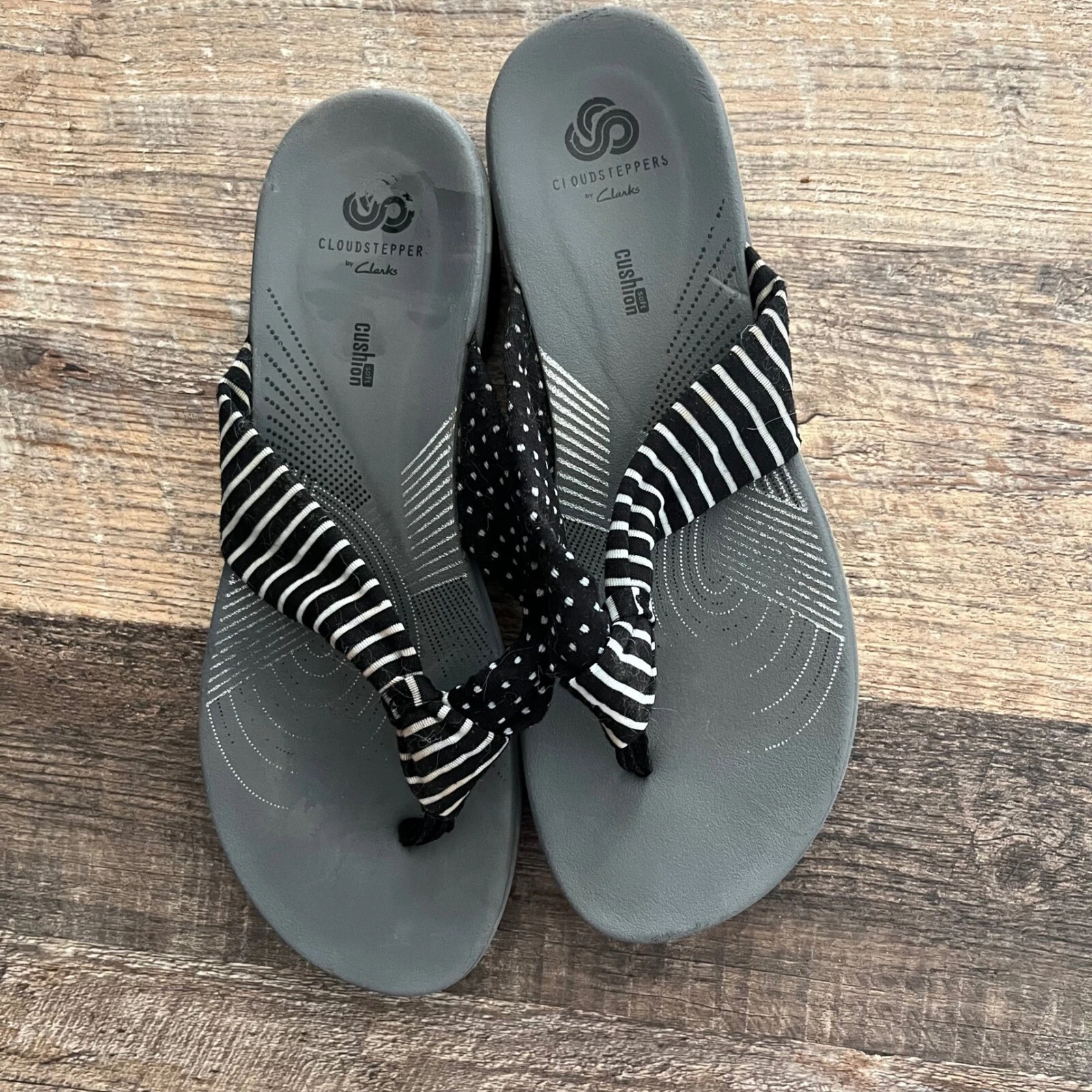 Sandali infradito Clarks Cloudsteppers infradito ammortizzati comodi nero bianco 6 5