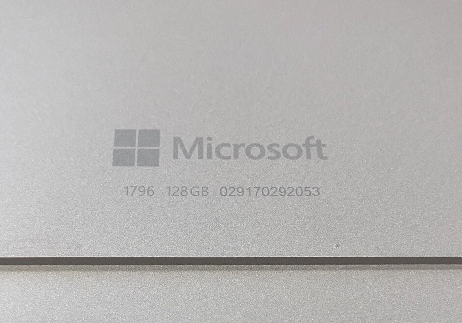 Microsoft Surface 1796 12.3" Core m3-7Y30 4GB RAM 128GB SSD Foto 3 de 4