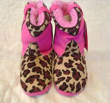 NWT Girls Sweet Slipper Boots PINK Leopard Size 11 12 NEW Soft Warm Fuzzy