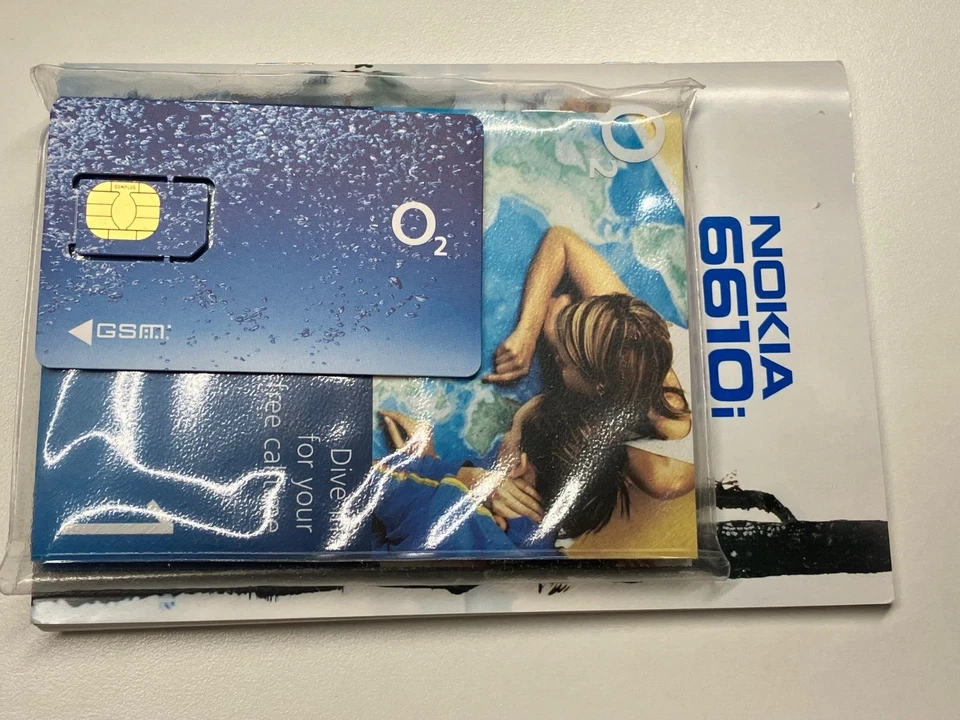 Brand new, genuine NOKIA 6610i Blue & NOKIA C3 . Boxed with all accessories. - Image 3 of 4