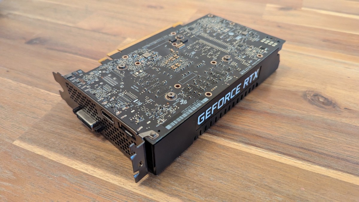 Dell純正 GeForce RTX2060 6GB GDDR6 正常動作品です Dell NVIDIA GeForce RTX 2060 6GB GDDR6 Graphics Card (6CTH3