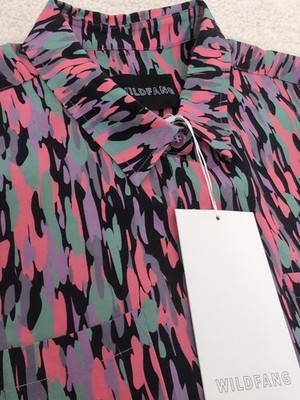WildFang Short Sleeve Medium Button Down Bright Short High Low Groovy Retro 