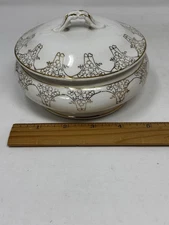 K T & K Serving Bowl W/Lid. Small #439 VTG 4in opening 5 1/2 in x 4 1/2in READ