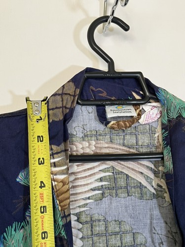 Bata kimono japonesa azul vintage SMITHSONIAN cinturón estampado dragón y grúa sin cinturón - Imagen 6 de 12