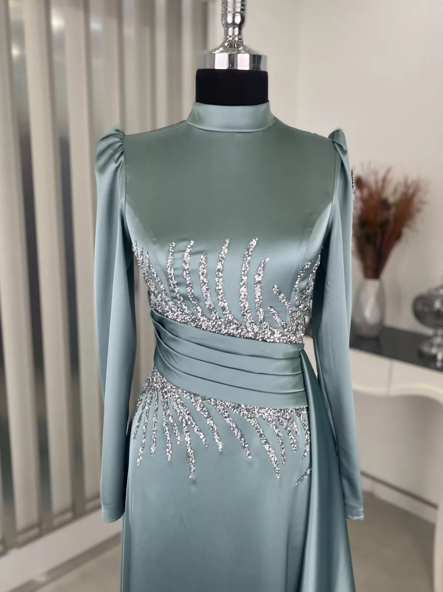 Evening dress sale muslimah