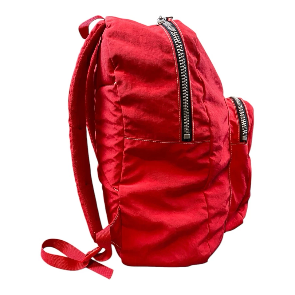 Vintage Y2K Invicta Red Nylon Backpack Milan, Italy Lightweight Great Condition - Image 4 of 4