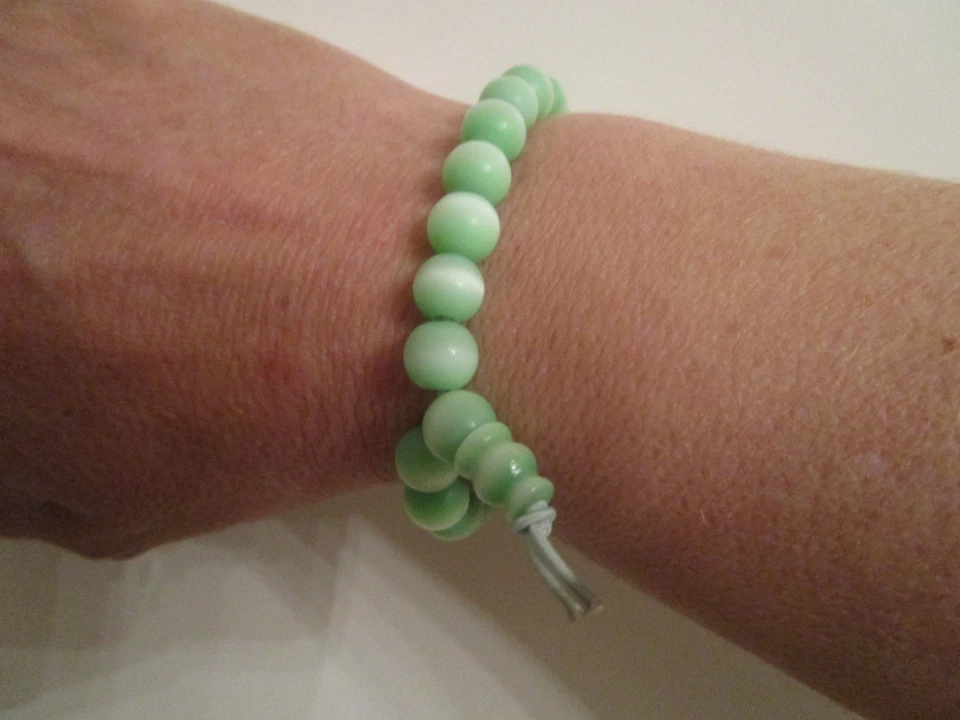 Armband Modeschmuck Kugel-perlen mint-weiß 2 Stück Dehnbar Freundschaft - Bild 3 von 3