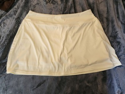 Real essentials women s pastel yellow  athletic Skort size 2 X