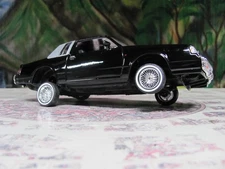 1/24 Motormax Get Low 87 Buick Regal Lowrider Diecast Model Car Black