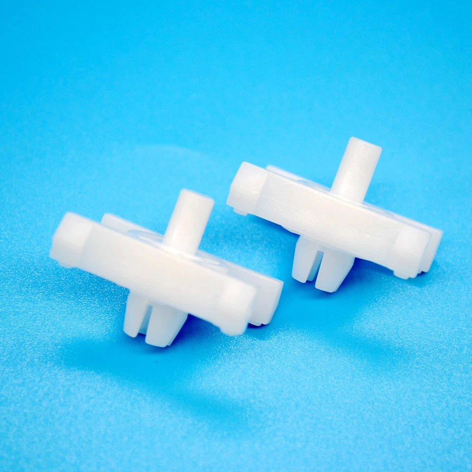 10 peças clipes de painel balancim de náilon suporte de braçadeira de moldagem lateral para BMW E10 E21 E30 - Imagem 2 de 4