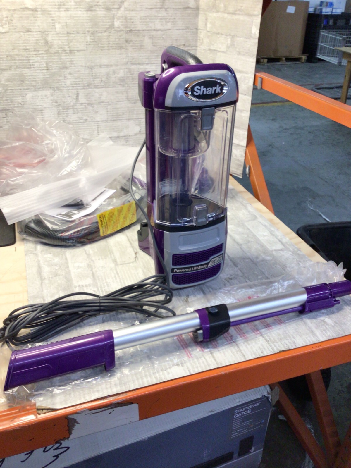 Shark Navigator Powered LiftAway Upright Vacuum NV586 622356544566