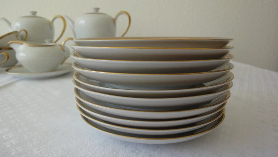 Kaffeegeschirr von "Thomas" aus den 1970er Jahren, weiß mit Goldrand - Bild 3 von 4