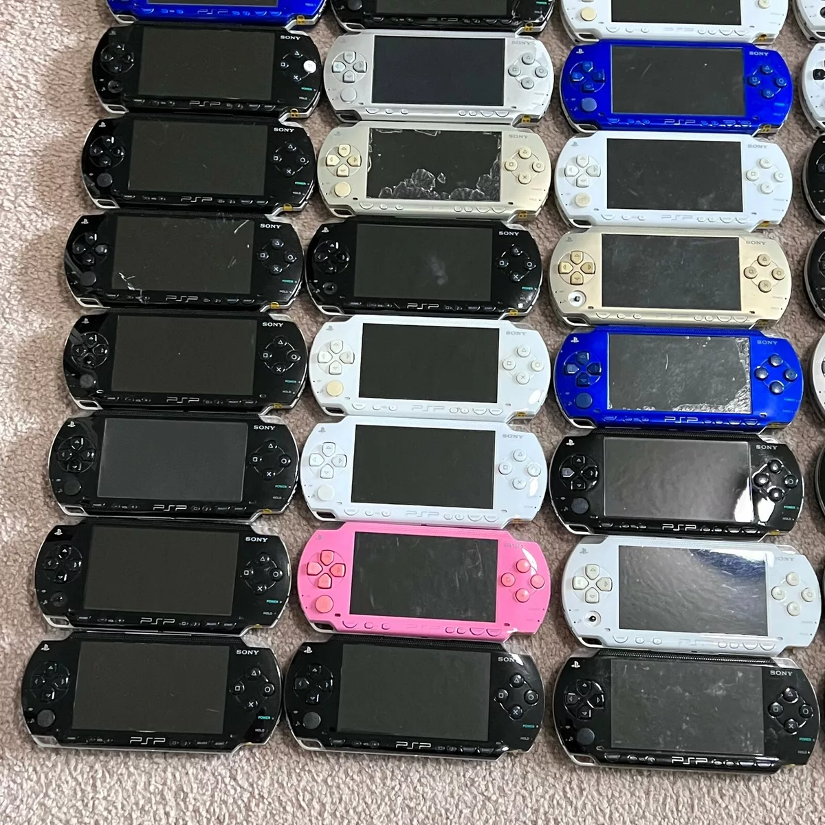 1 Random - Untested JUNK Sony PSP 1000 PSP 2000 PSP 3000