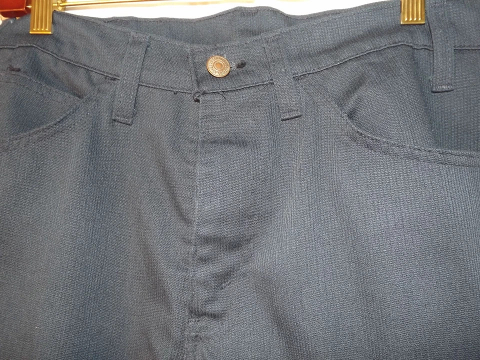 Винтажные мужские штаны Levi's Sta-Prest темно-синие 60-е 70-е Stiaight Leg размер 32 W x 36 L - Изображение 3 из 4