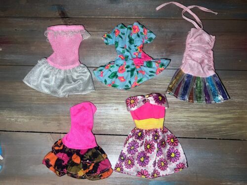 Vintage Barbie Dress Lot - Afbeelding 1 van 1