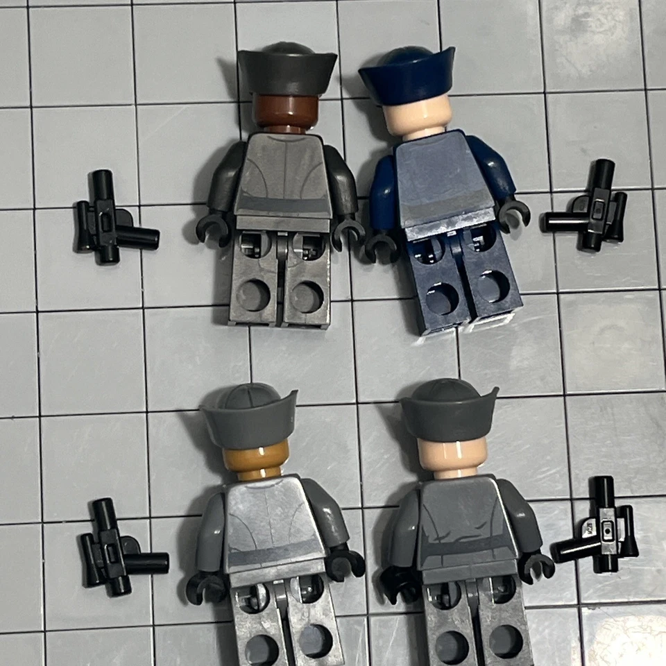 LEGO Star Wars First Order Officer Minifigure Stormtrooper Lot Of 4 A7 30 - Image 2 of 2
