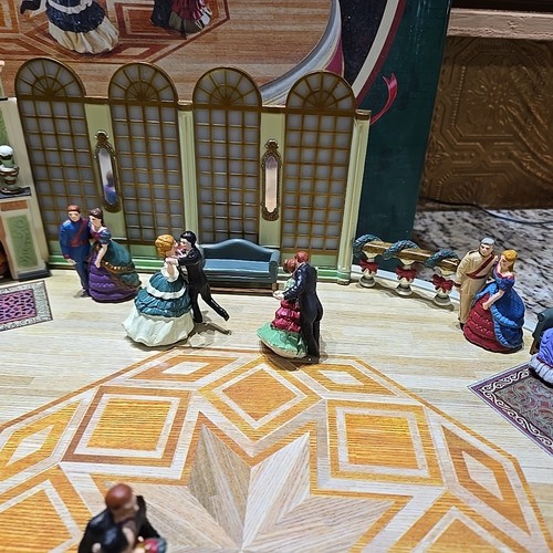 Mr. Christmas Holiday Valzer Musicale Animato Vintage 1996 Illuminato Funzionante - Foto 5 di 12