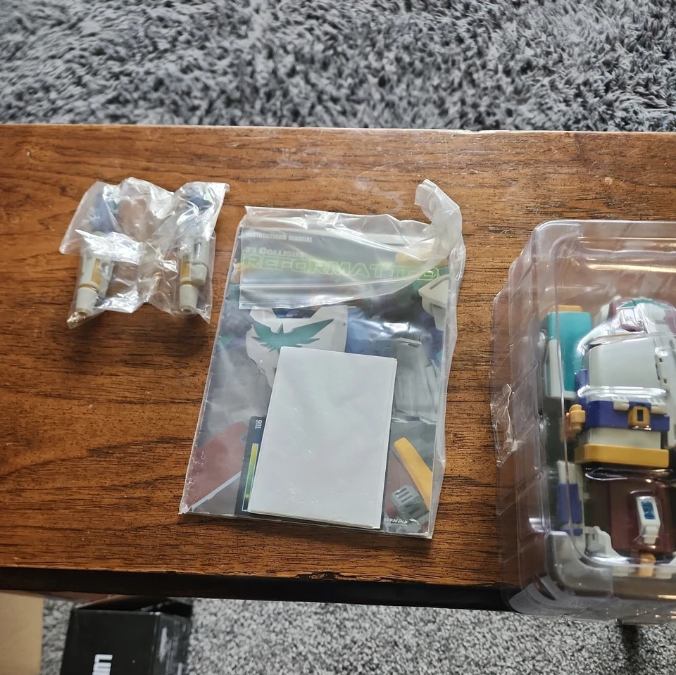 Mastermind Creations Collisus MMC Reformatted R-33 AKA NOT Thunderclash - Image 2 of 2