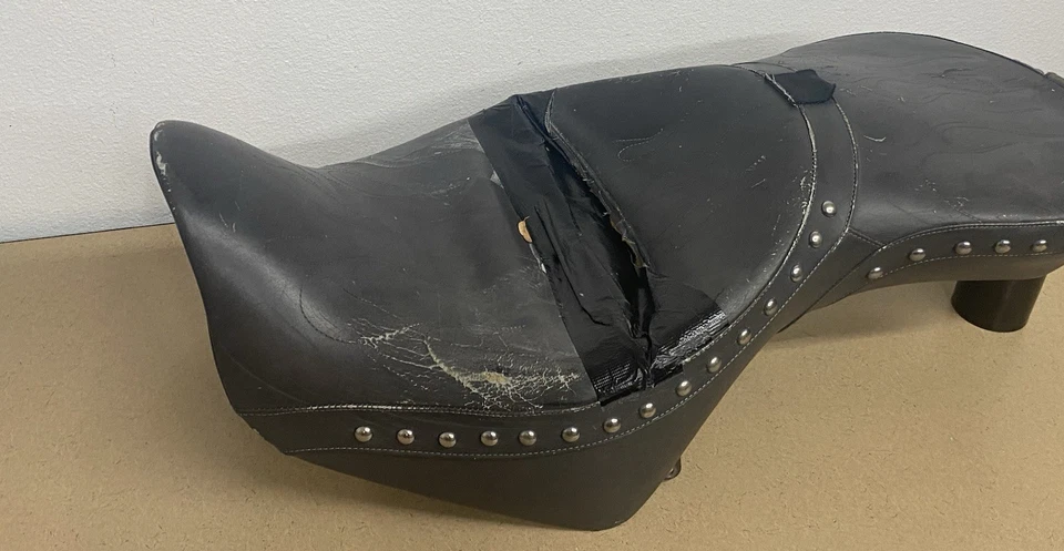 96-04 Kawasaki Vulcan 1500 VN1500 Classic Corbin Aftermarket Complete Seat Assy - Imagem 4 de 4