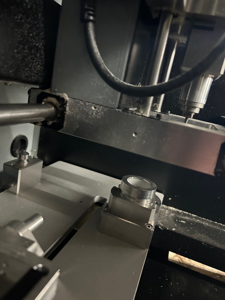 Roland JWX-30 Jewelry Wax Model Maker Bench Top 3D Engraver Roland JWX-30 Jewelry Wax Model Maker Bench Top 3D Engraver