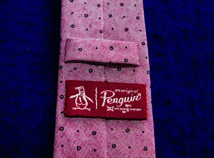 CORBATA DELGADA CON MOTIVO DE PUNTOS ROJOS/MARRONES TODO ALGODÓN PINGÜINO PARA HOMBRE - CORBATAS DE DISEÑO. Foto 3 de 3
