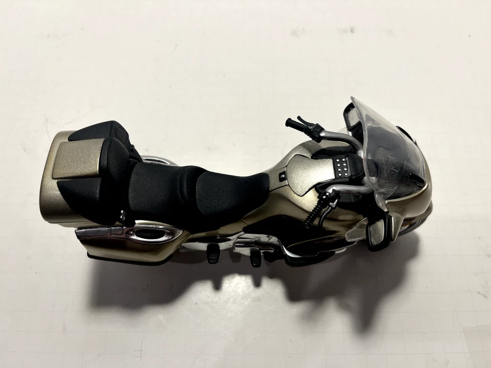 New Ray BMW Motorcycle K 1200 LT; Gold - Image 4 of 4