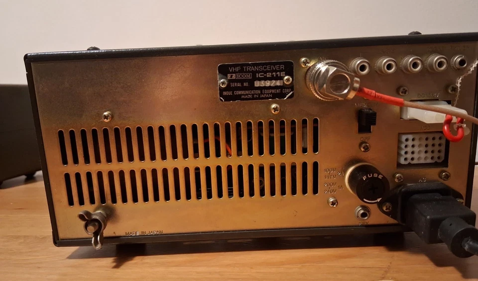 ICOM IC-211 ALL MODE VHF 144 MHz 2 METRI RICETRASMETTITORE HAM SSB FM CW - Immagine 2 di 4