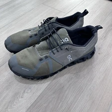 On cloud 5 waterproof sneaker Men’s sneaker size 12 green khaki