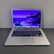 Apple MacBook Air - 13" Display - Core i5 1,3GHz - 128GB SSD - 4GB RAM