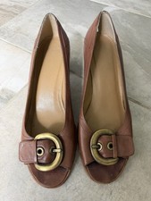 Stuart Weitzman Brown Leather Peep Toe Block Heel Buckle 8M